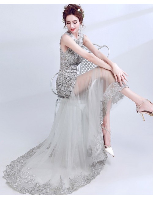 Rochie de seara lunga gri-argintiu stramta cu decolteu inchis