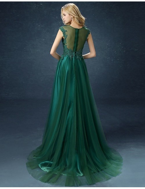 Rochie verde eleganta lunga cu trena si dantela pe bust
